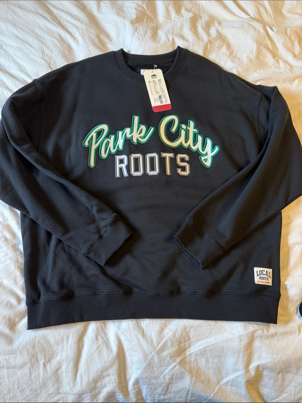 Roots Black MADE IN CANADA “Park City” Local Crew Neck GENDER FREE
